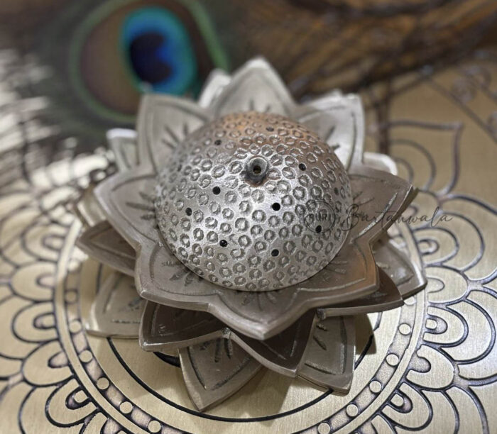 Pure Brass (Pital) Incense Holder – Lotus Flower Design