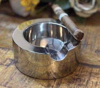 Nickel Glossy Aluminium Cigar Ashtray – Single Notch Design