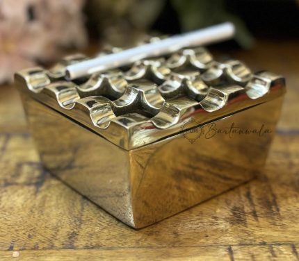 Glossy Brass Cigar Ashtray – 9 Grid Windproof Tabletop