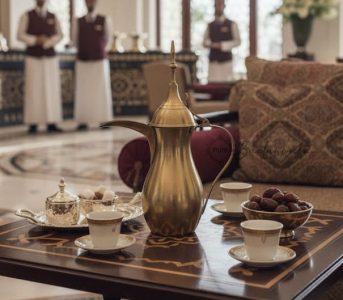 Najran Brass Arabic Coffee Pot (Dallah) – 1000 ml Matt Finish